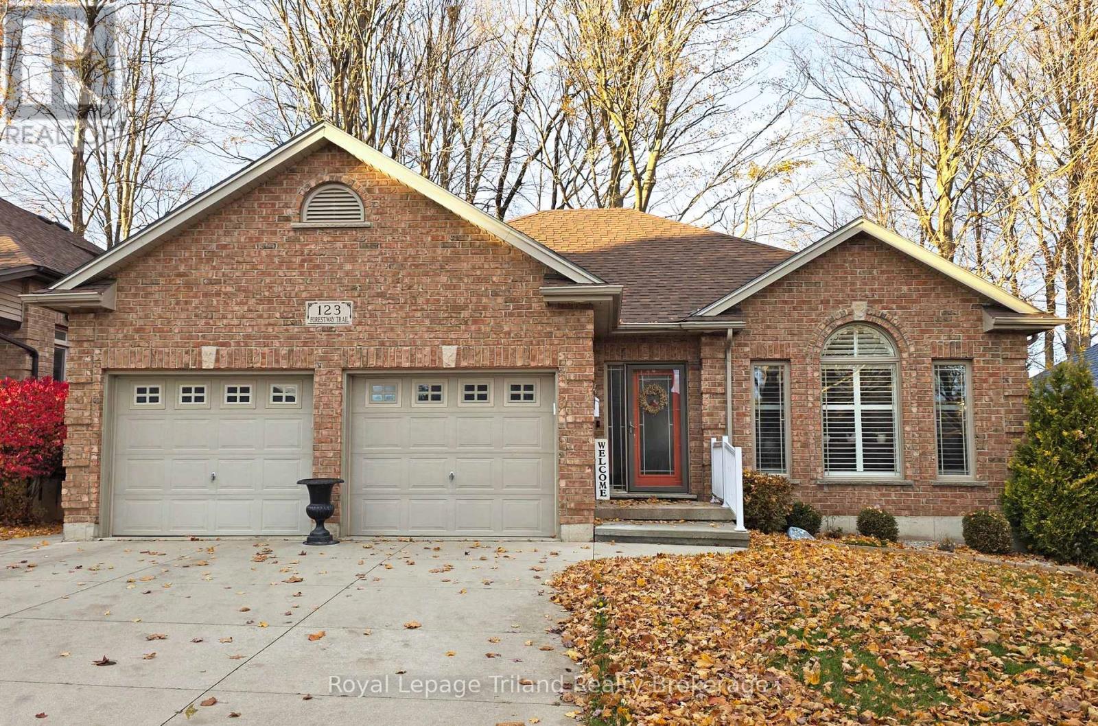 123 Forestway Trail, Woodstock, Ontario  N4S 9A7 - Photo 1 - X12556802