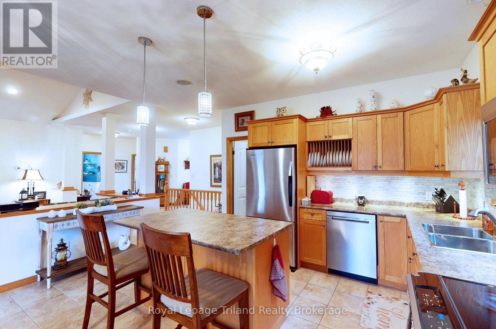 123 Forestway Trail, Woodstock, Ontario  N4S 9A7 - Photo 8 - X12556802