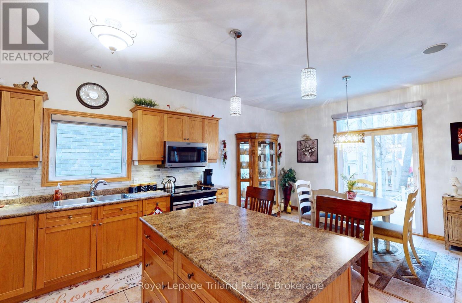 123 Forestway Trail, Woodstock, Ontario  N4S 9A7 - Photo 9 - X12556802