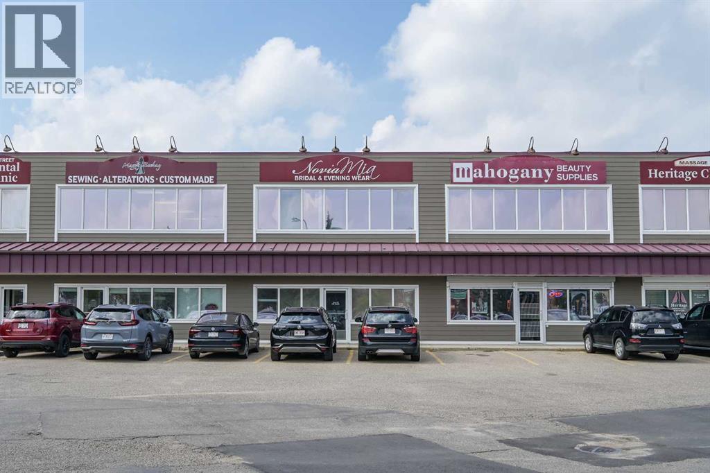 203, 5116 52 Street, Red Deer, Alberta  T4N 6Y6 - Photo 1 - A2271358