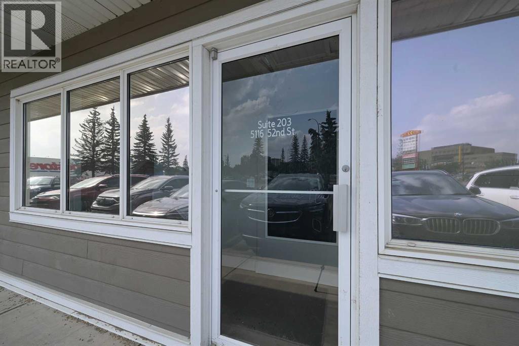 203, 5116 52 Street, Red Deer, Alberta  T4N 6Y6 - Photo 2 - A2271358
