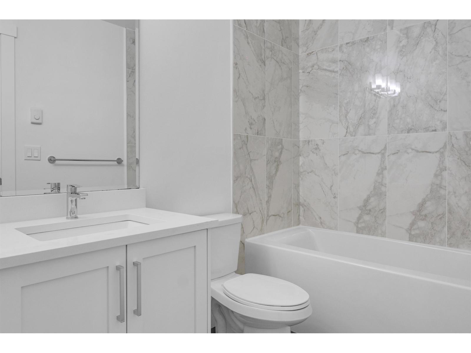 419 9983 E Barnston Drive, Surrey, British Columbia V4N 6T3 - Photo 11 - R3068395