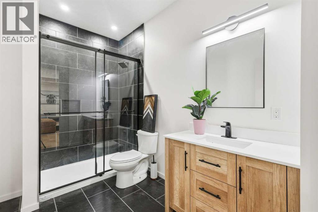 221 Wildrose Drive, Strathmore, Alberta  T1P 0H1 - Photo 33 - A2264361