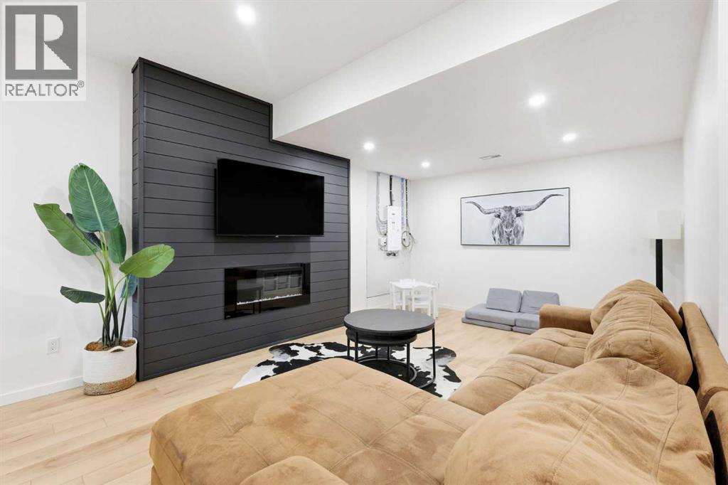 221 Wildrose Drive, Strathmore, Alberta  T1P 0H1 - Photo 31 - A2264361