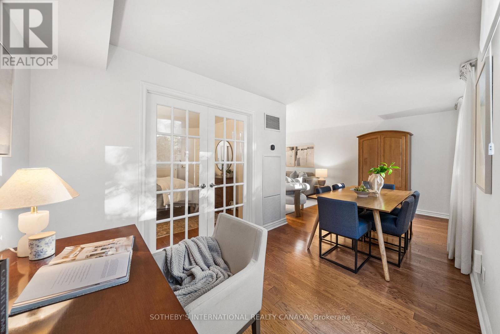 209 - 356 Mcrae Drive, Toronto, Ontario  M4G 4G4 - Photo 21 - C12556814