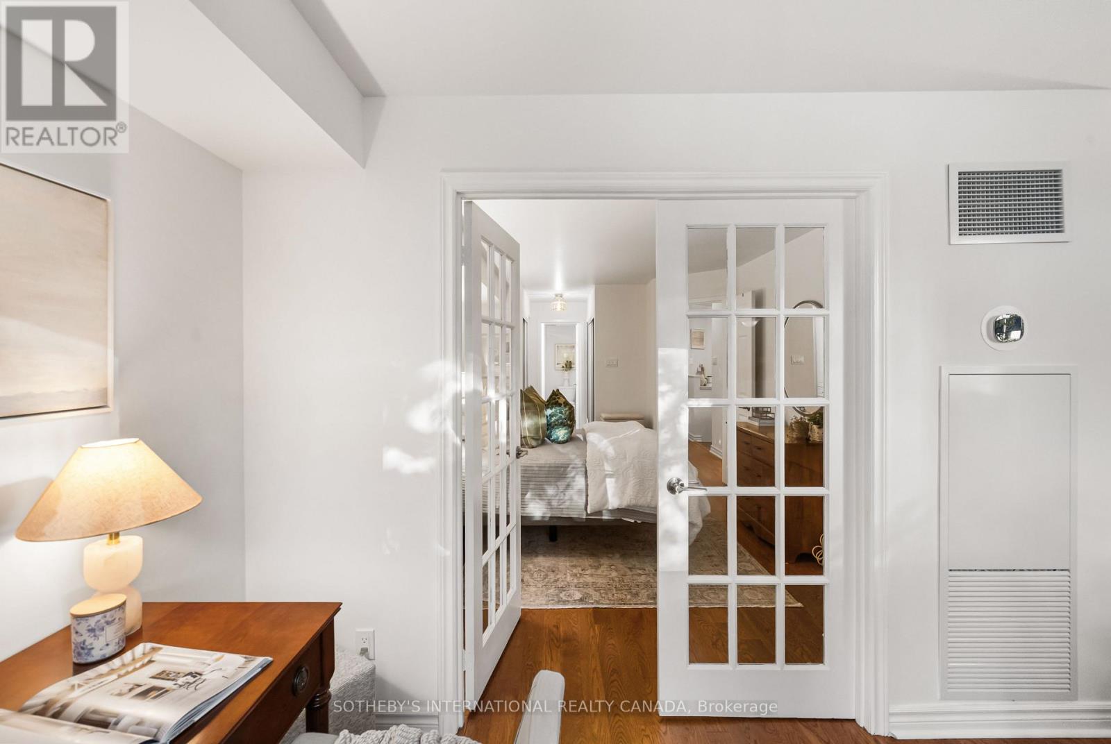 209 - 356 Mcrae Drive, Toronto, Ontario  M4G 4G4 - Photo 25 - C12556814