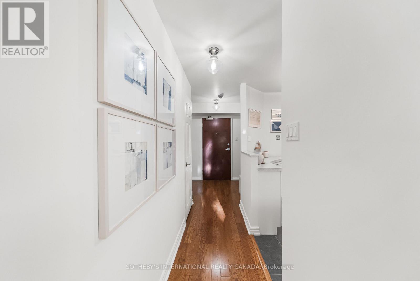 209 - 356 Mcrae Drive, Toronto, Ontario  M4G 4G4 - Photo 4 - C12556814