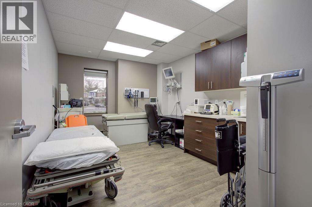 340 York Boulevard Unit# 201, Hamilton, Ontario  L8R 3L2 - Photo 12 - 40789099