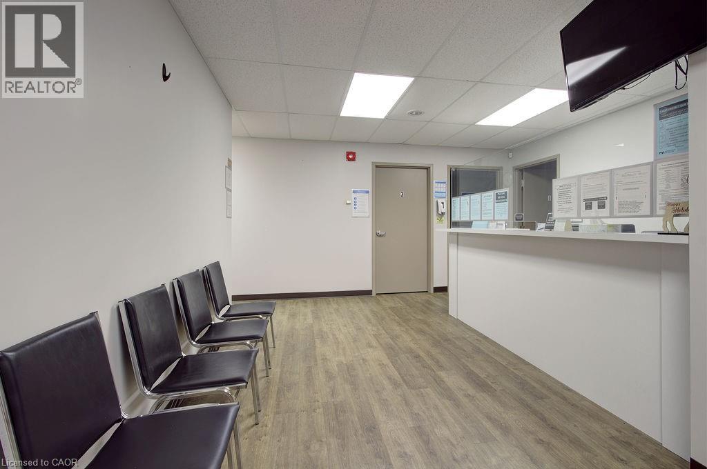 340 York Boulevard Unit# 201, Hamilton, Ontario  L8R 3L2 - Photo 15 - 40789099