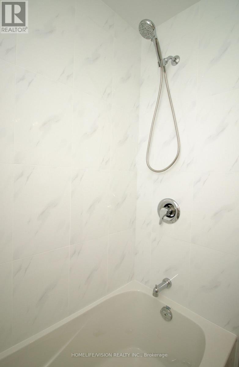 Main - 61 Lewiston Road, Toronto, Ontario  M1P 1X8 - Photo 10 - E12556834