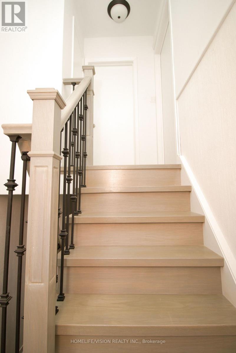 Main - 61 Lewiston Road, Toronto, Ontario  M1P 1X8 - Photo 6 - E12556834