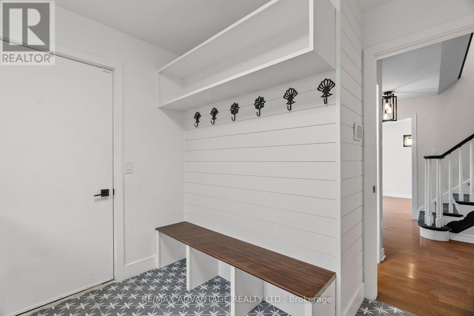 21 Village Gate Crescent, Thames Centre, Ontario  N0L 1G3 - Photo 20 - X12556940