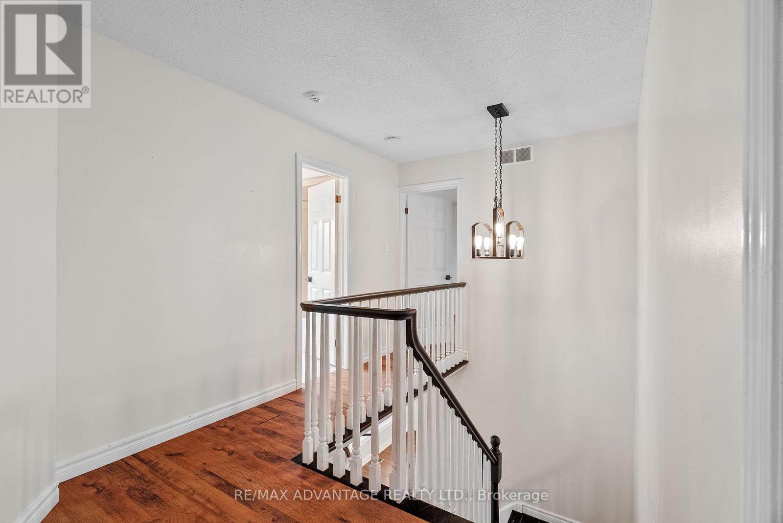 21 Village Gate Crescent, Thames Centre, Ontario  N0L 1G3 - Photo 21 - X12556940