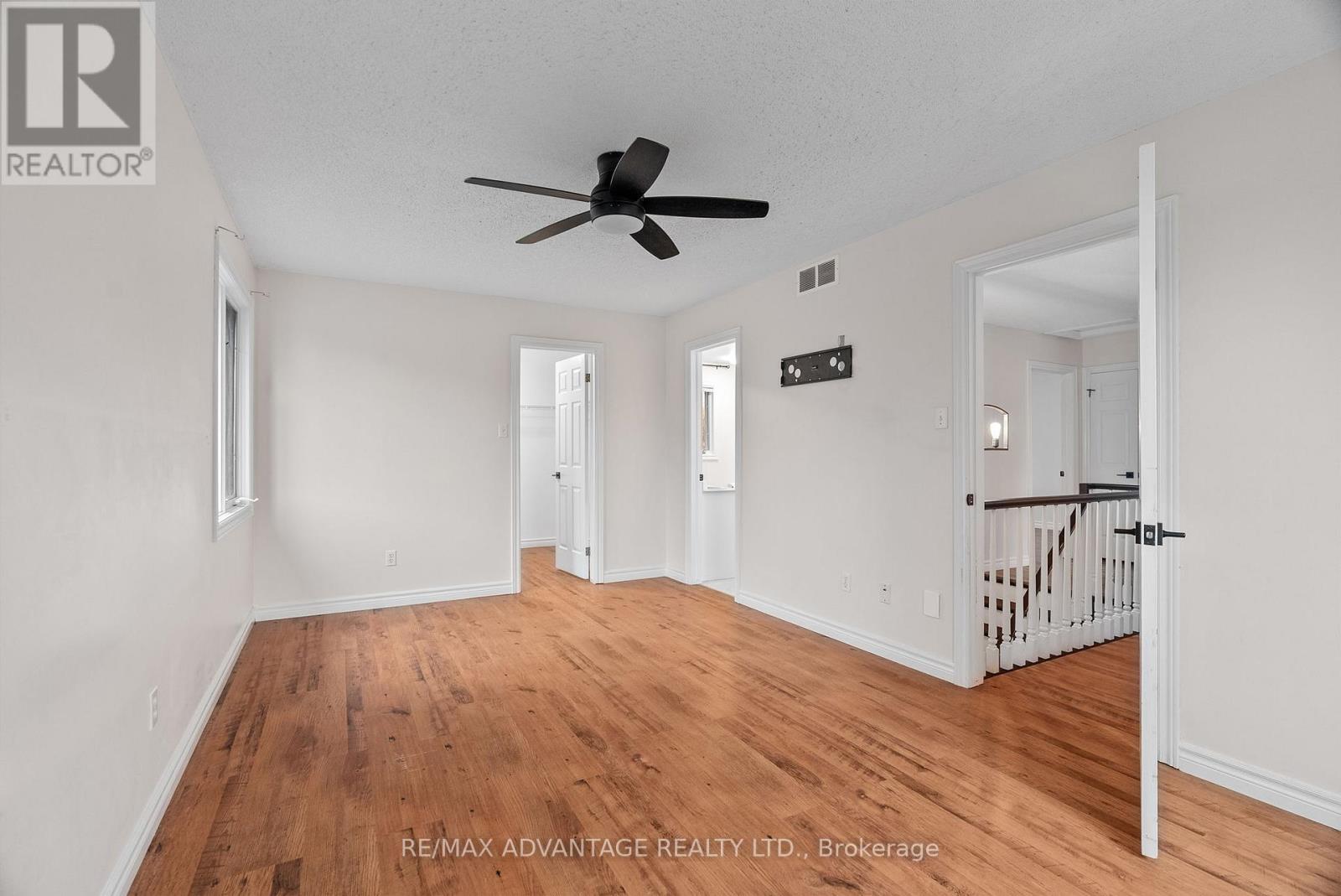 21 Village Gate Crescent, Thames Centre, Ontario  N0L 1G3 - Photo 23 - X12556940