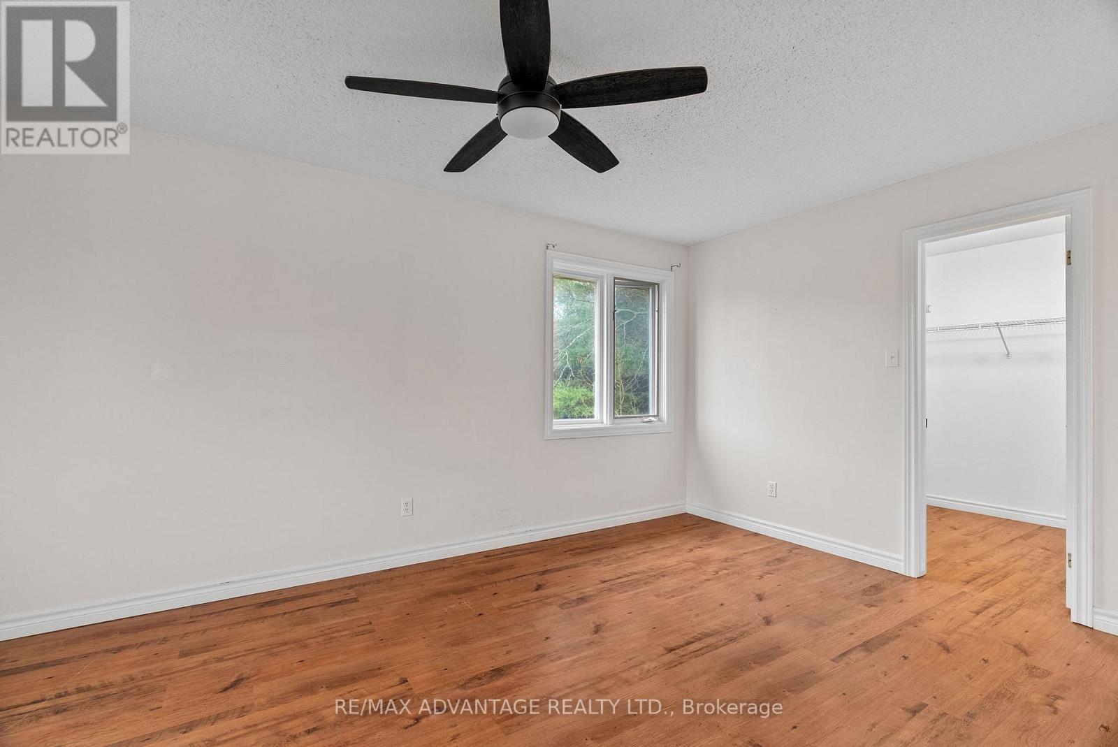 21 Village Gate Crescent, Thames Centre, Ontario  N0L 1G3 - Photo 24 - X12556940