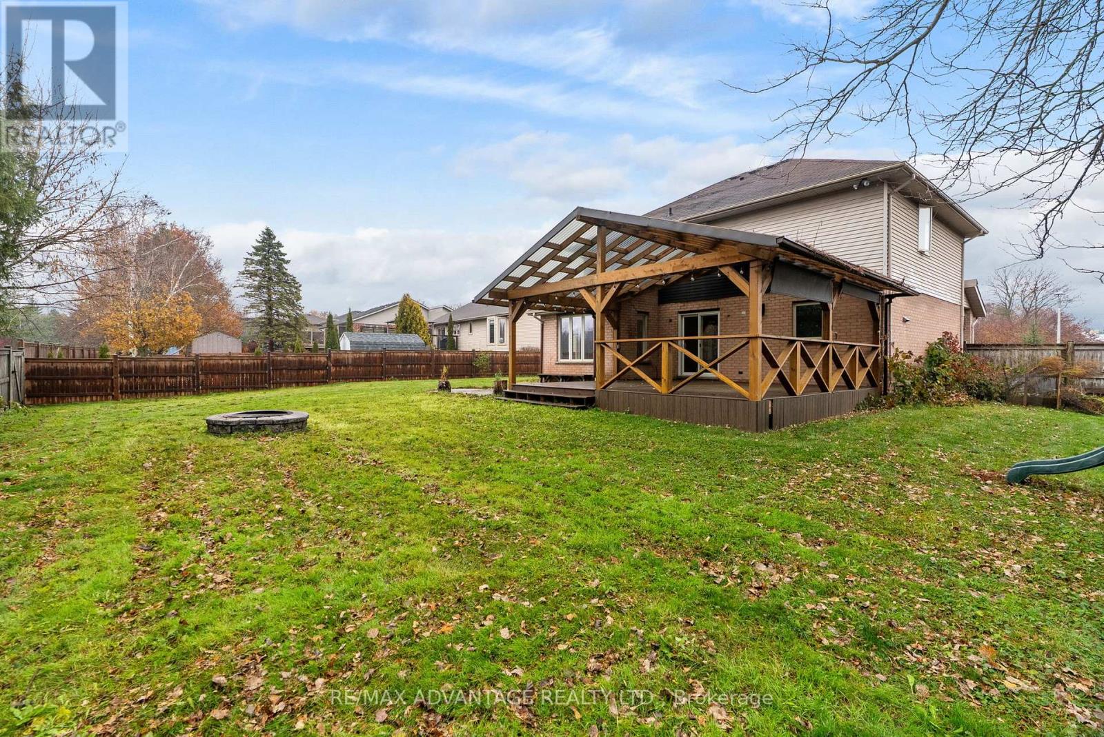 21 Village Gate Crescent, Thames Centre, Ontario  N0L 1G3 - Photo 42 - X12556940