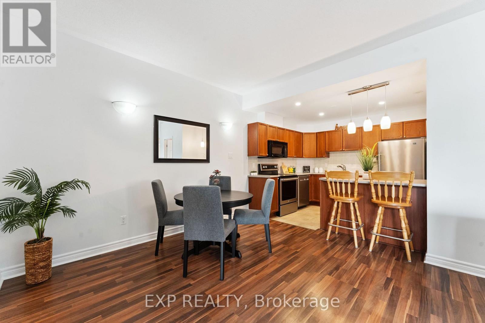 B - 231 Crestway Drive, Ottawa, Ontario  K2G 7C5 - Photo 5 - X12556910