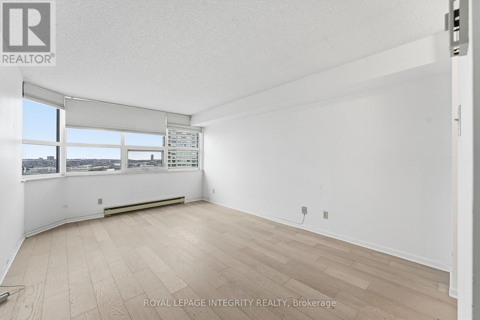 2303 - 1510 Riverside Drive, Ottawa, Ontario K1G 4X5 - Photo 16 - X12556938