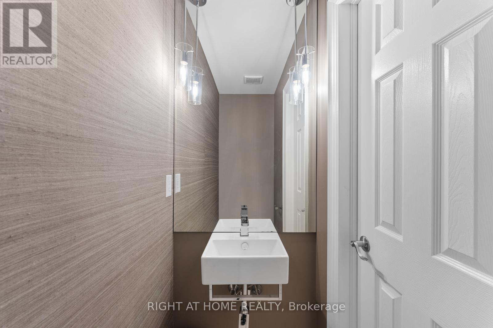 18 Isaac Devins Avenue, Vaughan, Ontario  L4L 0A4 - Photo 19 - N12556820