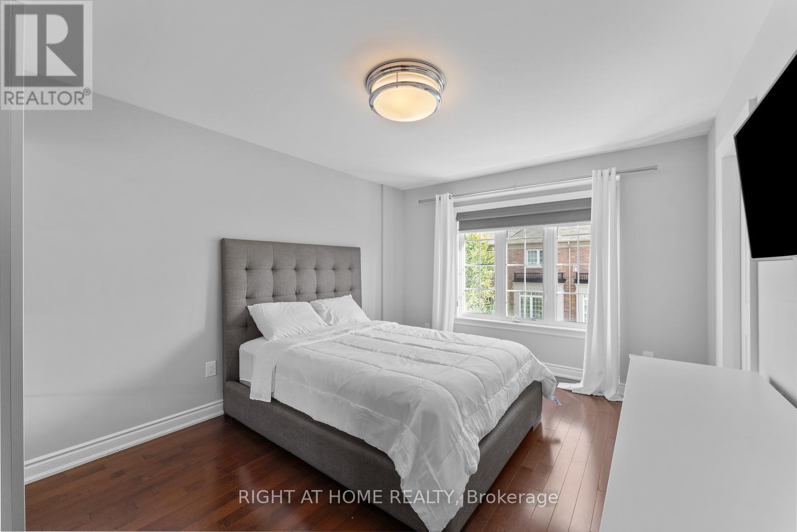 18 Isaac Devins Avenue, Vaughan, Ontario  L4L 0A4 - Photo 23 - N12556820