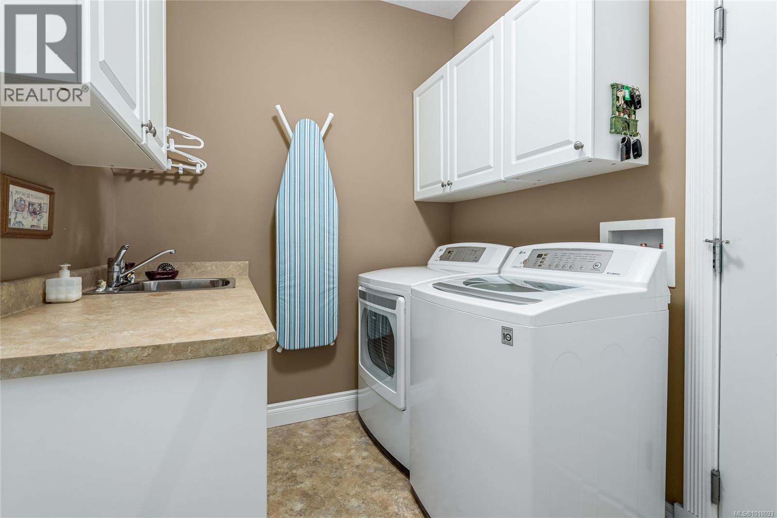 539 Spitfire Dr, Comox, British Columbia  V9M 0A1 - Photo 24 - 1018093