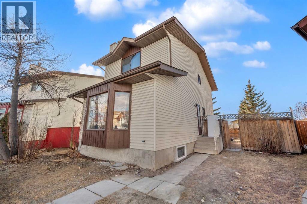 59 Whitehaven Road Ne, Calgary, Alberta  T1Y 6A5 - Photo 4 - A2257272