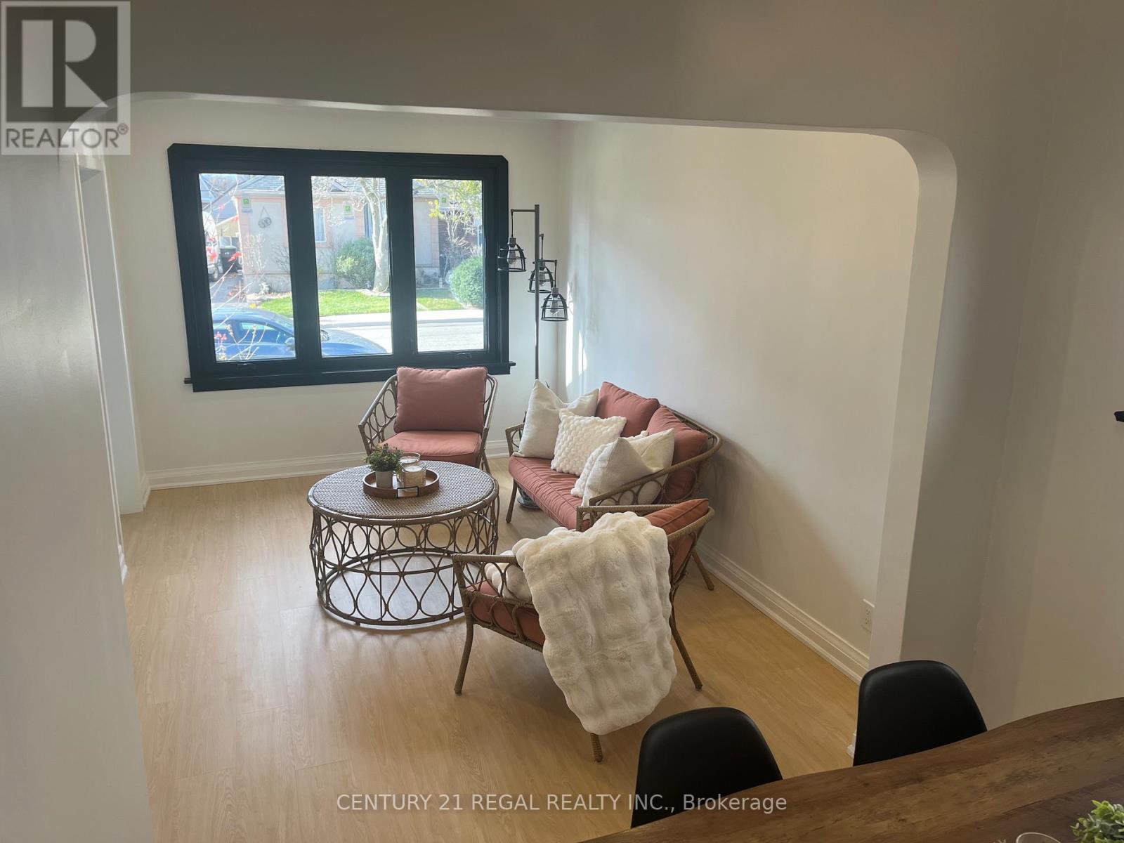 45 Fifteenth Street, Toronto, Ontario  M8V 3J3 - Photo 8 - W12556798