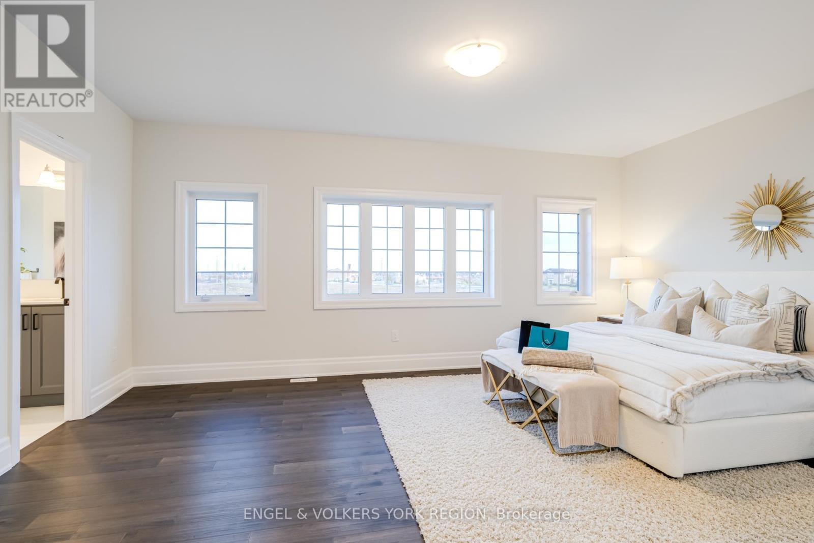 10 Keyworth Crescent, Brampton, Ontario  L6R 4G3 - Photo 22 - W12556800