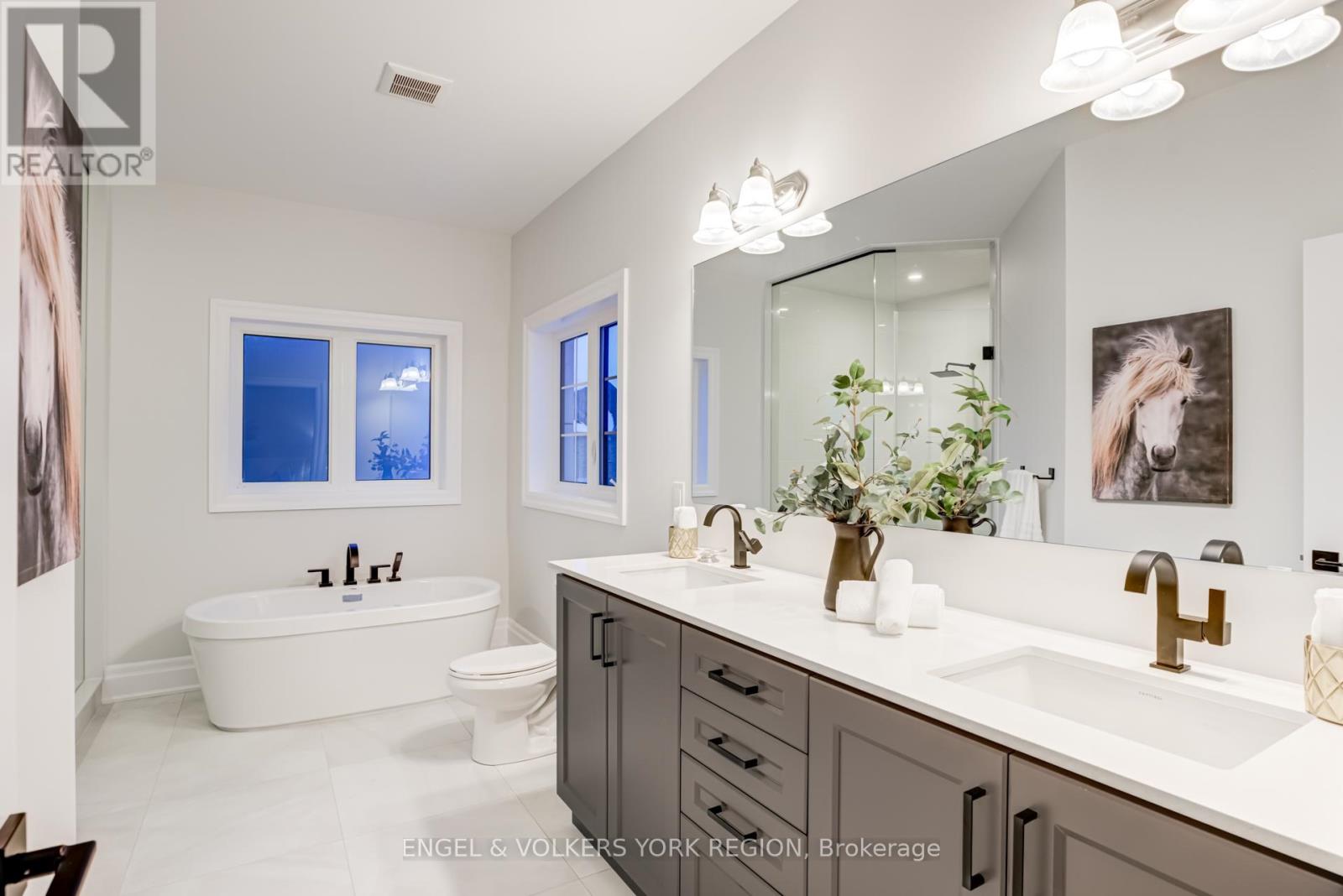 10 Keyworth Crescent, Brampton, Ontario  L6R 4G3 - Photo 24 - W12556800