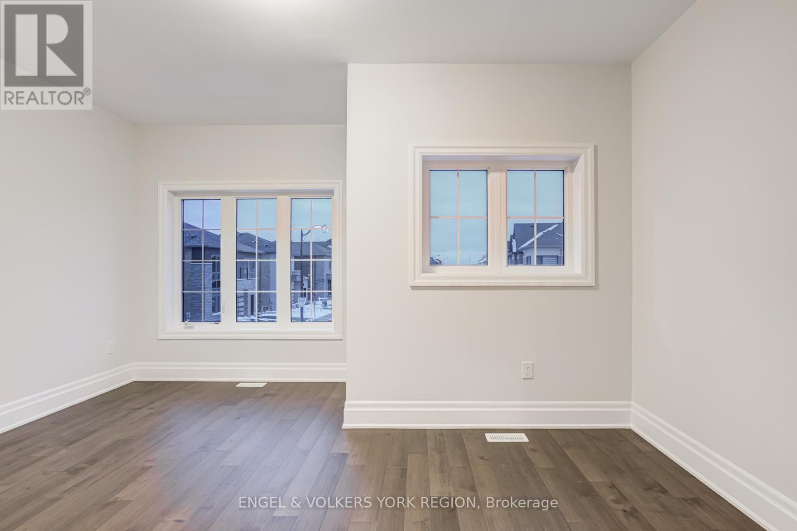 10 Keyworth Crescent, Brampton, Ontario  L6R 4G3 - Photo 26 - W12556800