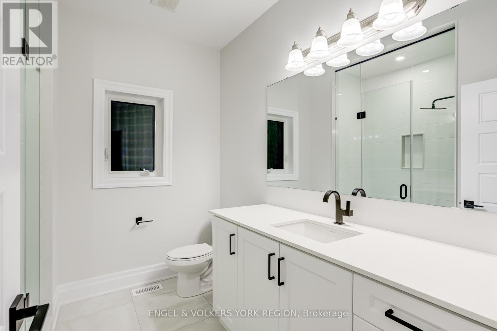 10 Keyworth Crescent, Brampton, Ontario  L6R 4G3 - Photo 31 - W12556800