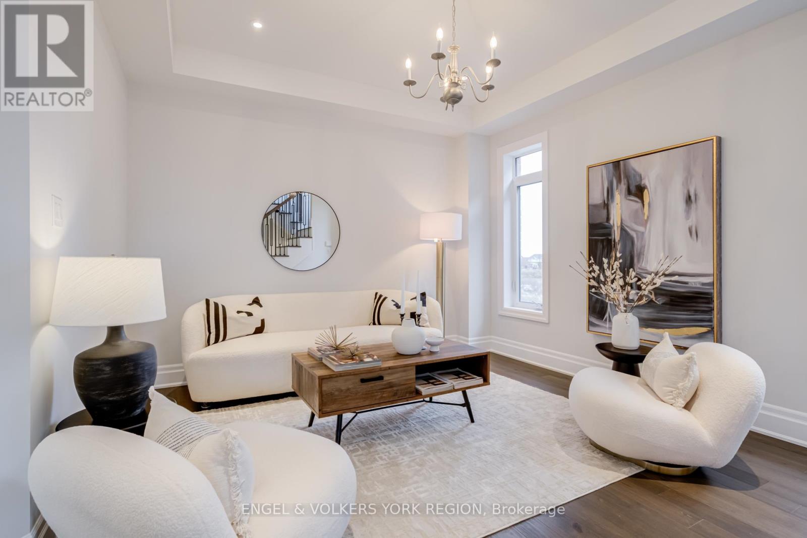 10 Keyworth Crescent, Brampton, Ontario  L6R 4G3 - Photo 6 - W12556800