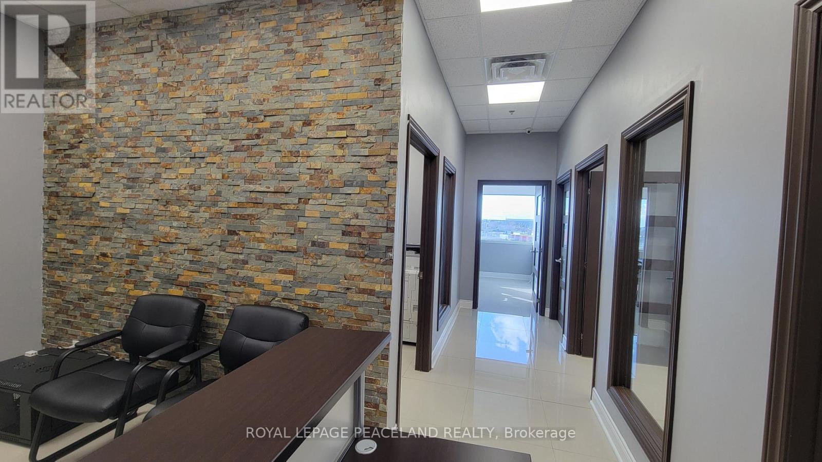 407 - 218 Export Boulevard, Mississauga, Ontario  L5S 1Y4 - Photo 13 - W12556806