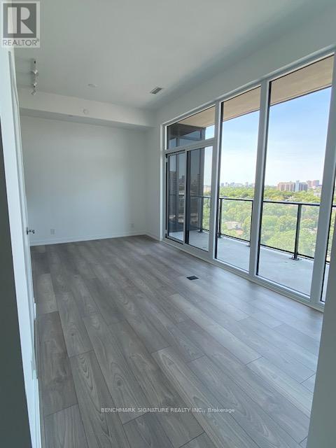 1125 - 285 Dufferin Street, Toronto, Ontario  M6K 0J2 - Photo 3 - W12556810