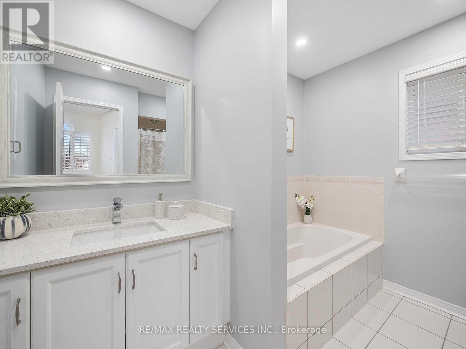 1 Pilgrim Place, Brampton, Ontario  L6X 4X9 - Photo 19 - W12556816