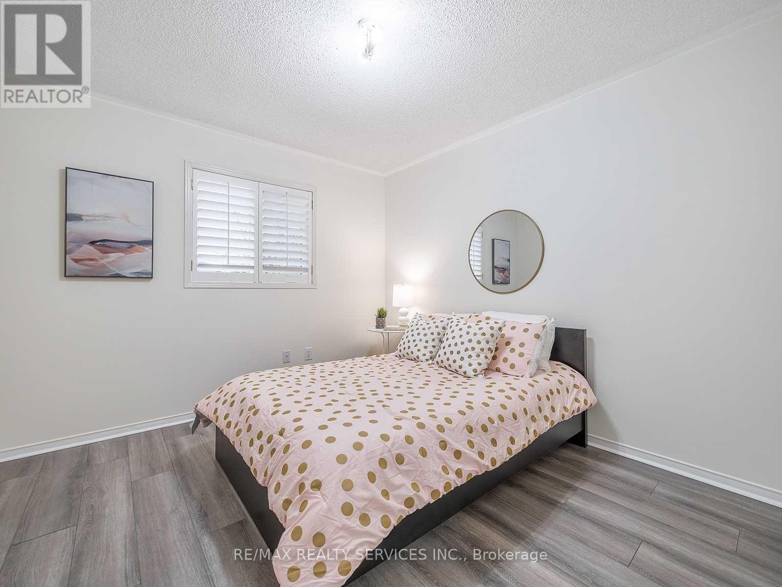 1 Pilgrim Place, Brampton, Ontario  L6X 4X9 - Photo 21 - W12556816