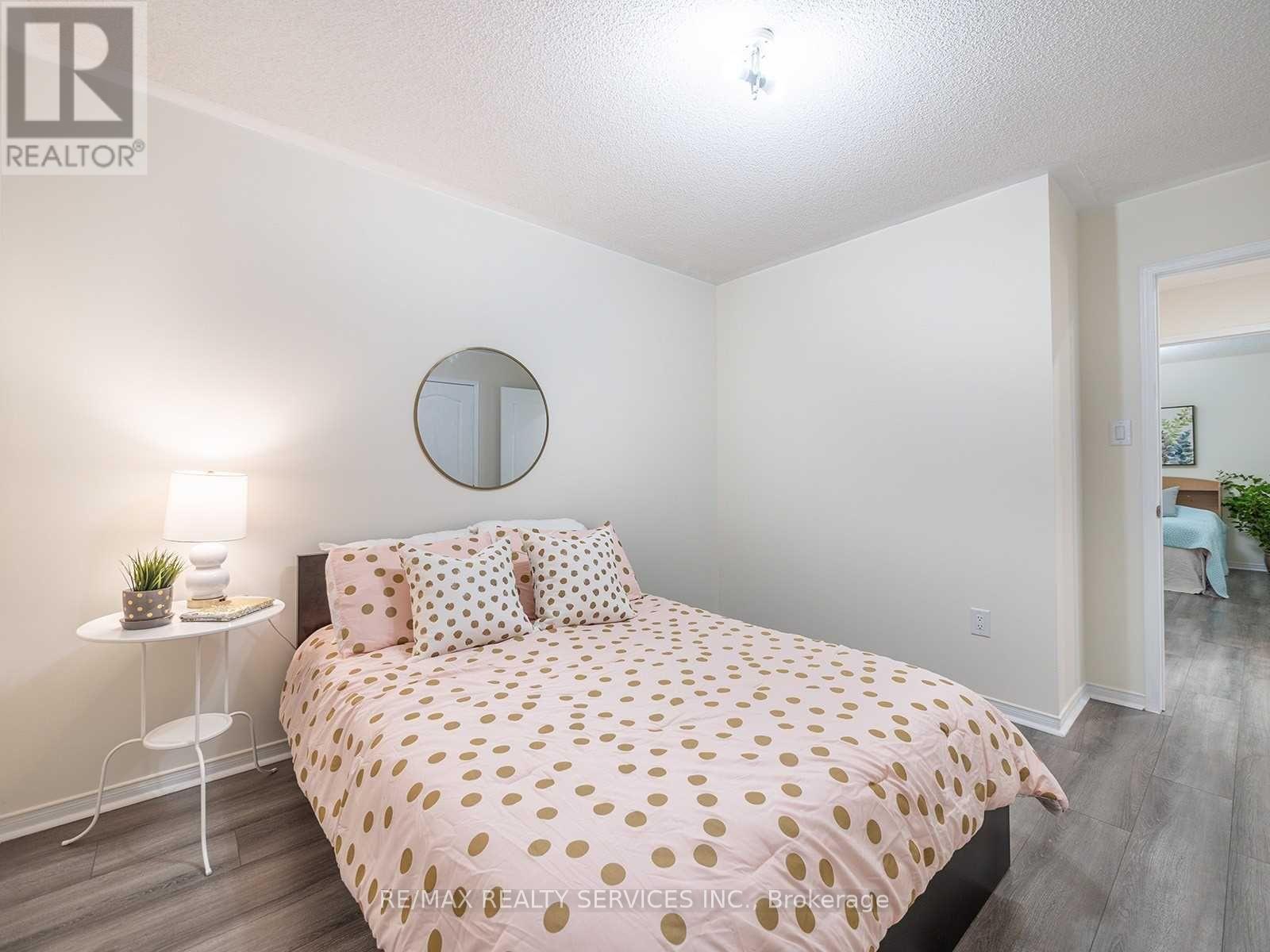 1 Pilgrim Place, Brampton, Ontario  L6X 4X9 - Photo 22 - W12556816