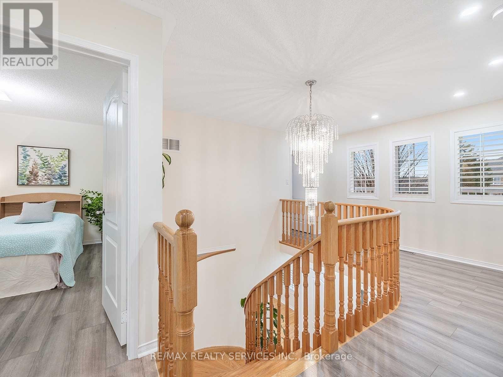 1 Pilgrim Place, Brampton, Ontario  L6X 4X9 - Photo 25 - W12556816