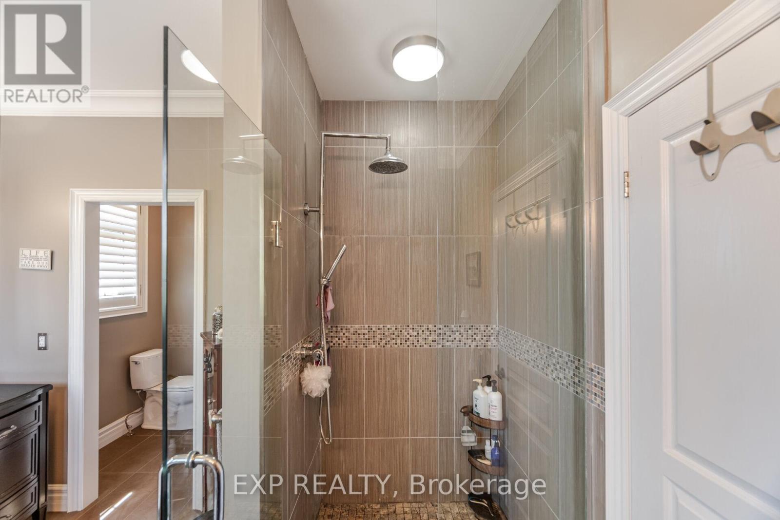 37 Links Lane, Brampton, Ontario  L6Y 5H2 - Photo 23 - W12556824