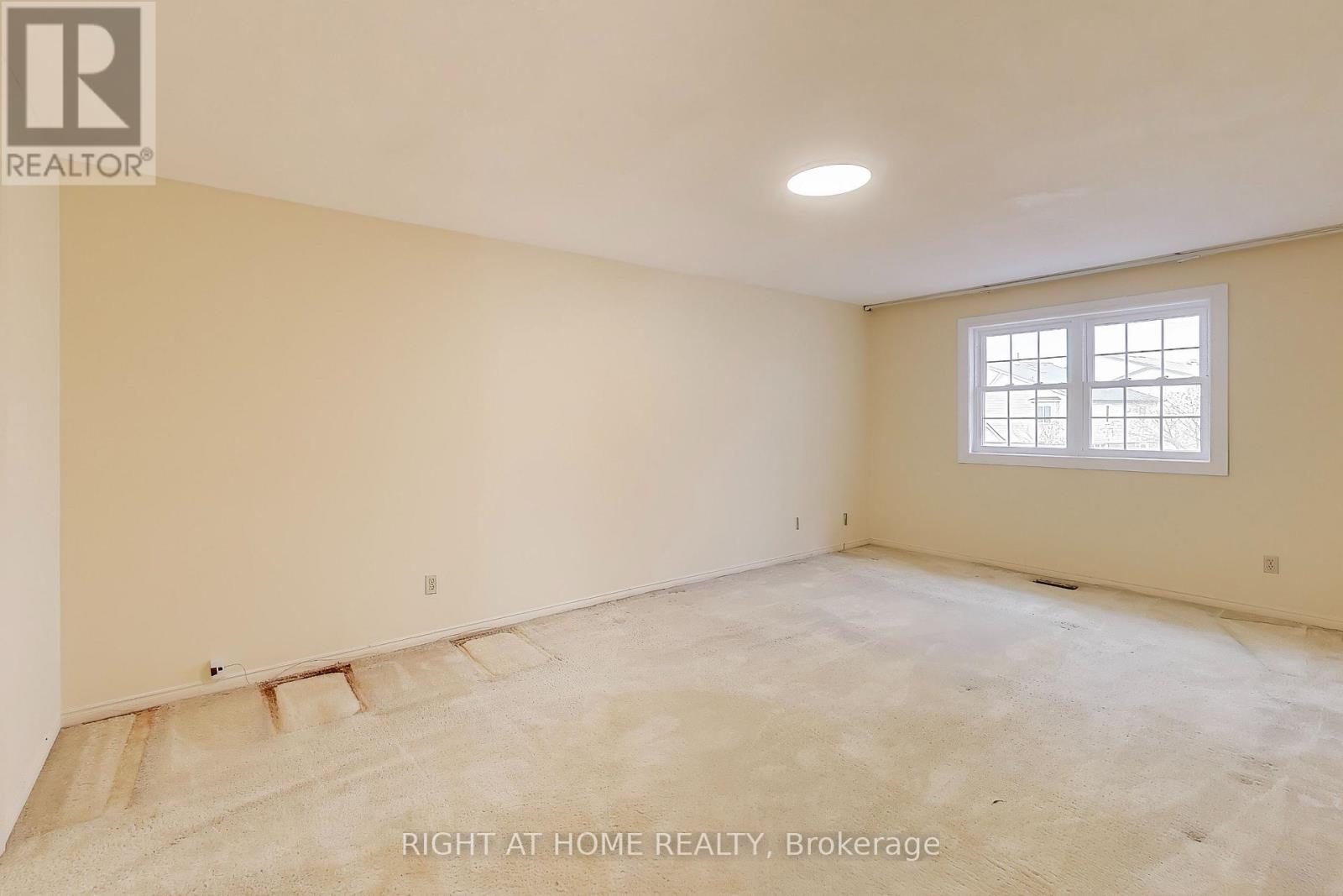 2436 Folkway Drive, Mississauga, Ontario  L5L 3N3 - Photo 14 - W12556826