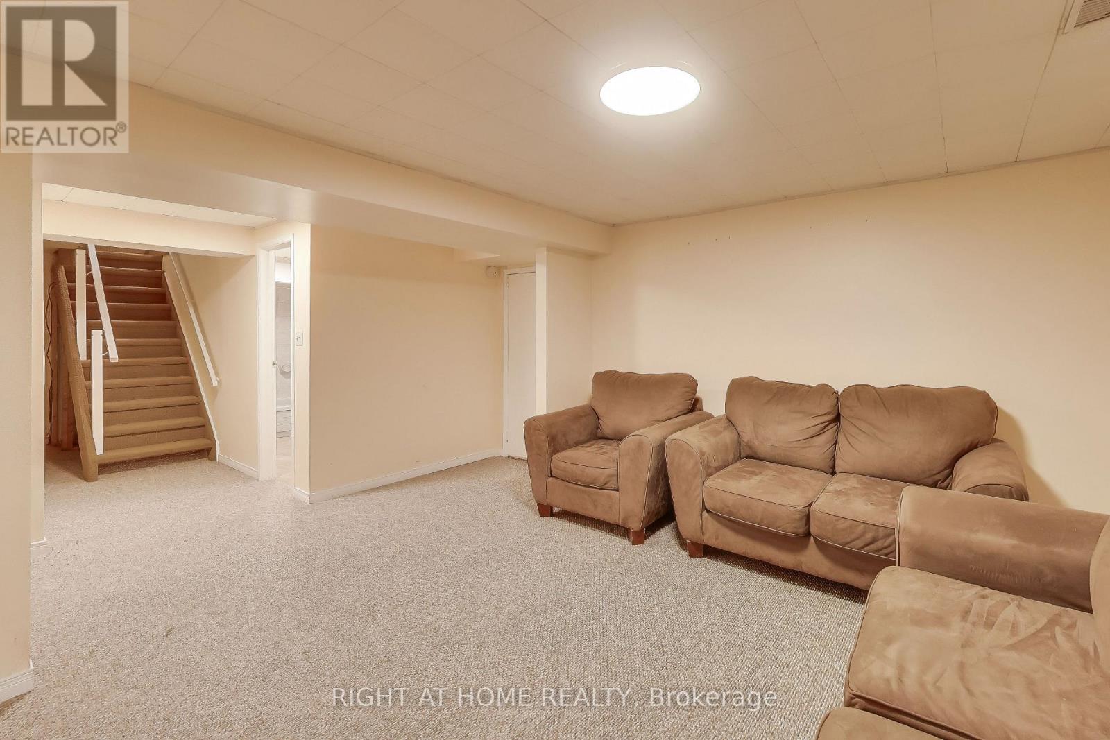 2436 Folkway Drive, Mississauga, Ontario  L5L 3N3 - Photo 25 - W12556826