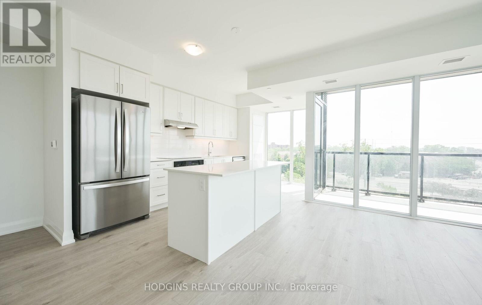 609 - 1035 Southdown Road, Mississauga, Ontario  L5J 0A2 - Photo 4 - W12556830