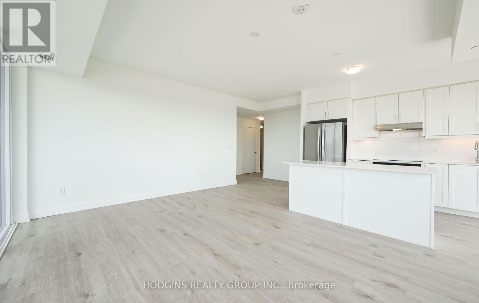 609 - 1035 Southdown Road, Mississauga, Ontario  L5J 0A2 - Photo 9 - W12556830