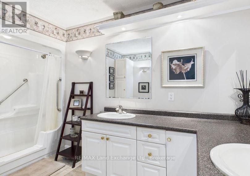 119 Seneca Street, Huron-Kinloss, Ontario  N2Z 2X3 - Photo 17 - X12556936