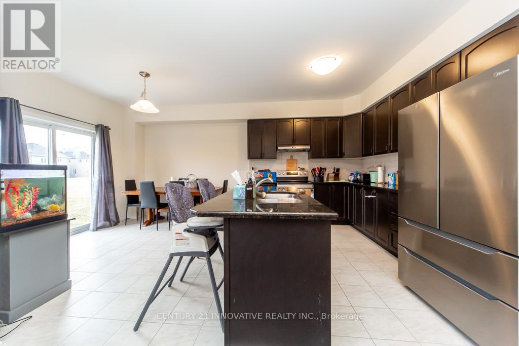 260 Beechwood Forest Lane, Gravenhurst, Ontario  P1P 1A7 - Photo 14 - X12556792