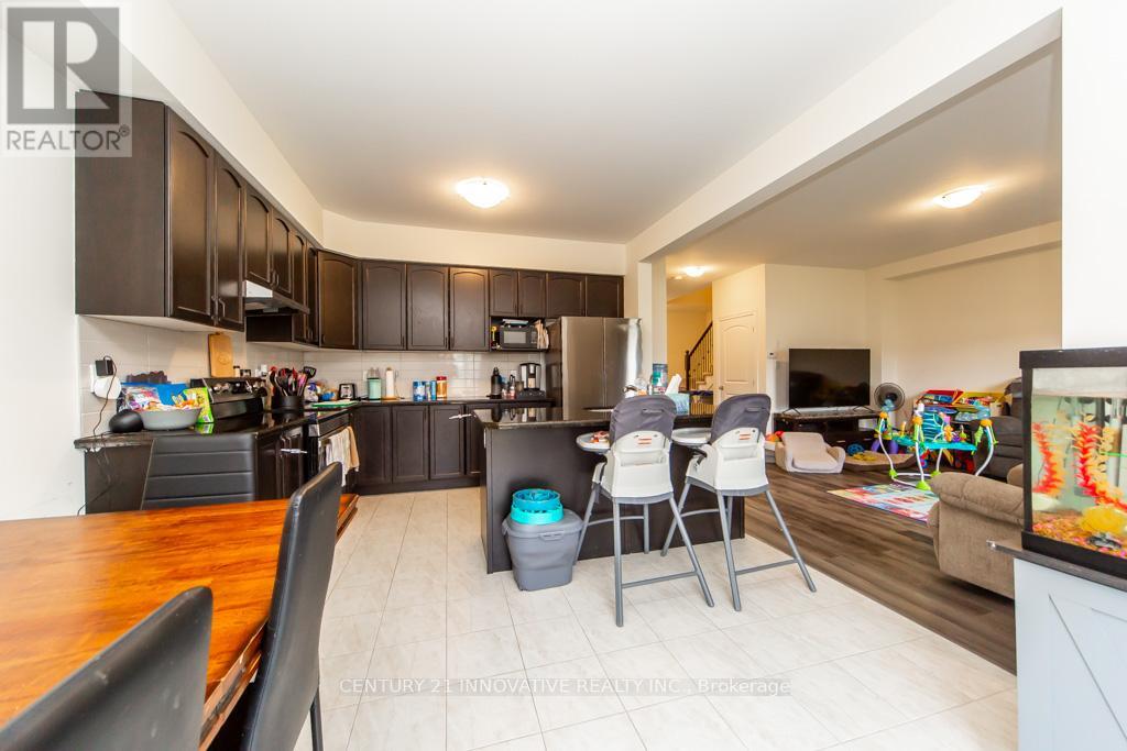 260 Beechwood Forest Lane, Gravenhurst, Ontario  P1P 1A7 - Photo 15 - X12556792