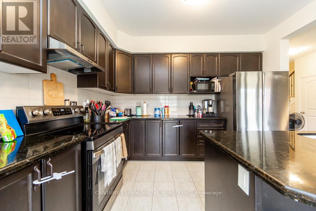 260 Beechwood Forest Lane, Gravenhurst, Ontario  P1P 1A7 - Photo 17 - X12556792