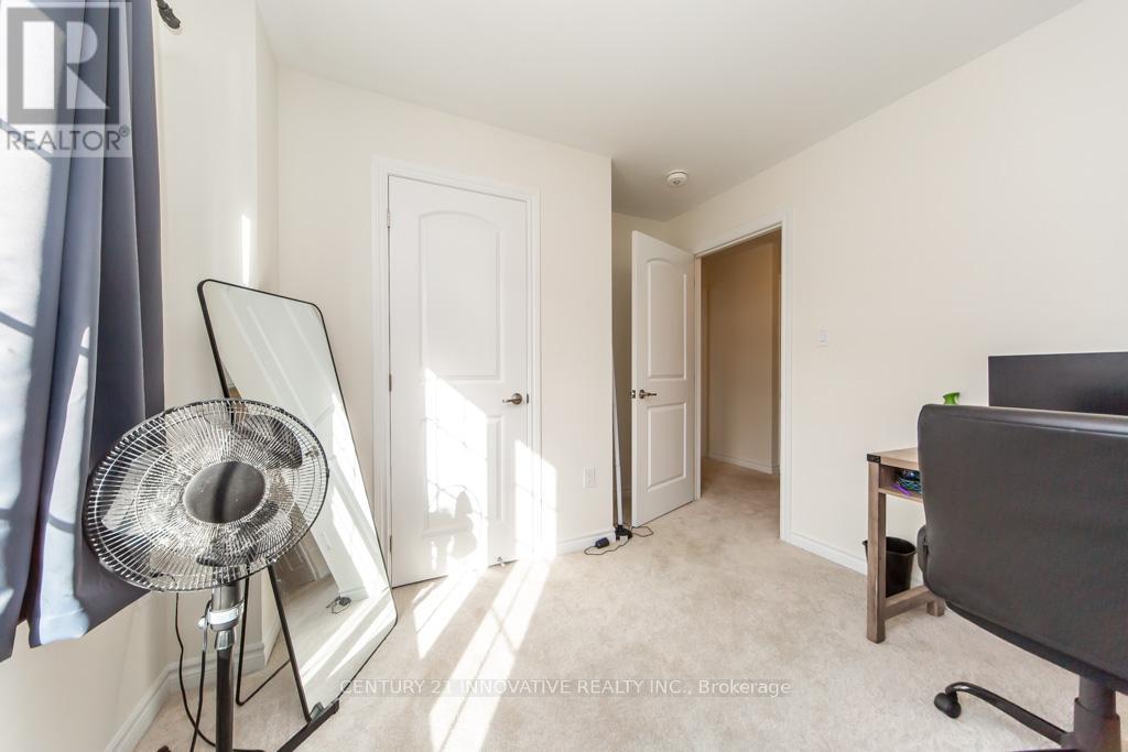 260 Beechwood Forest Lane, Gravenhurst, Ontario  P1P 1A7 - Photo 32 - X12556792