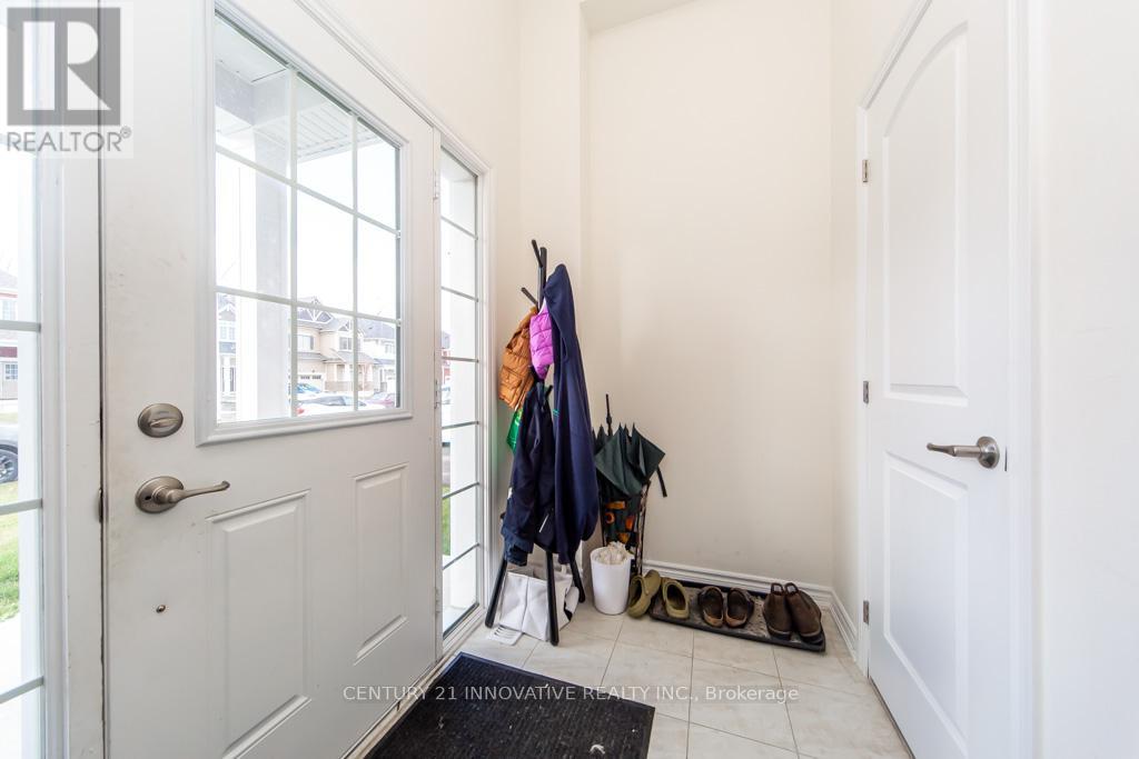 260 Beechwood Forest Lane, Gravenhurst, Ontario  P1P 1A7 - Photo 8 - X12556792