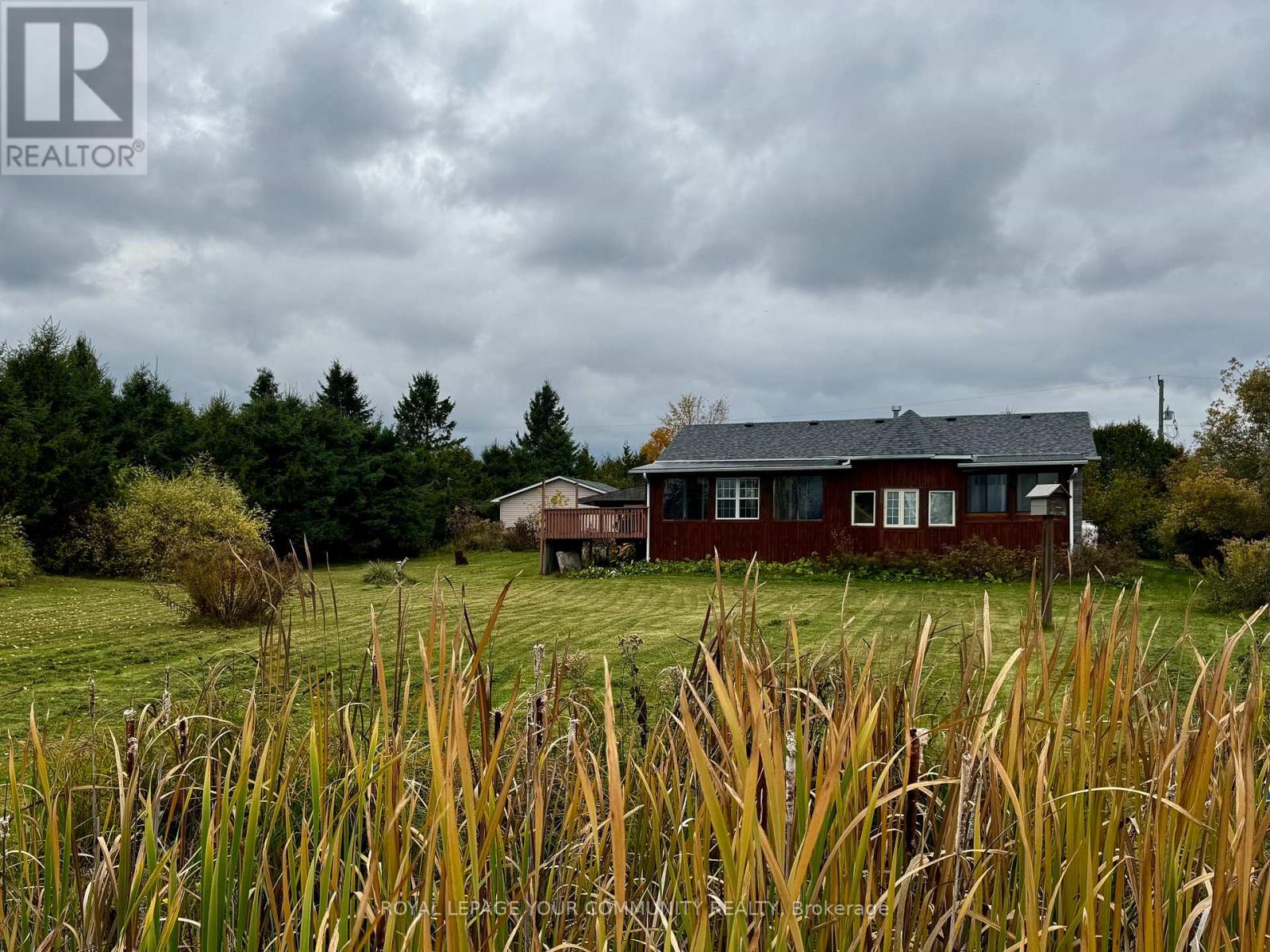 586 Rohallion Road, Kawartha Lakes, Ontario  L0K 1B0 - Photo 17 - X12556812